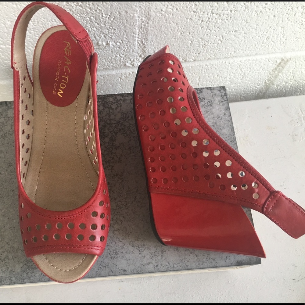 Kenneth Cole Reaction red wedges